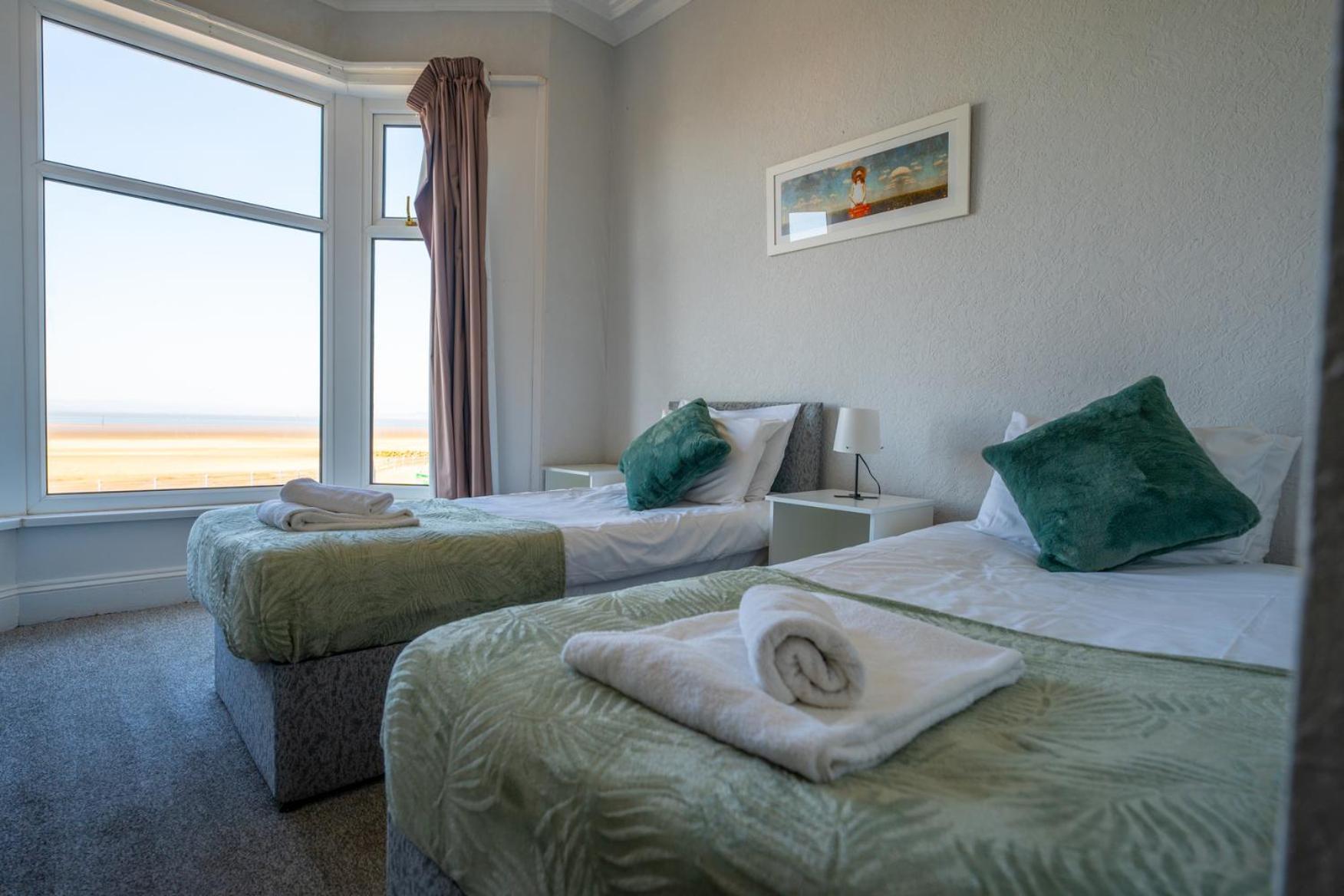 The Clifton Seafront Hotel Morecambe Exteriör bild